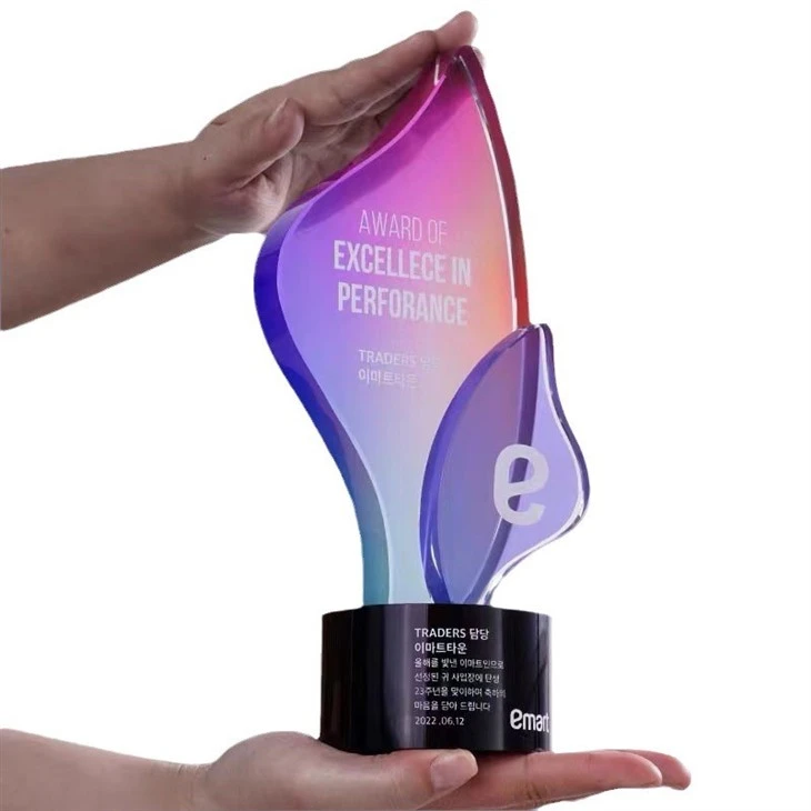 Colorful Leaf-Shaped Crystal Trophy