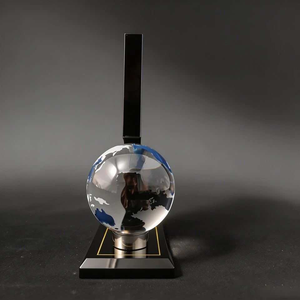 Premium Global Achievement Recognition Award Trophy factory